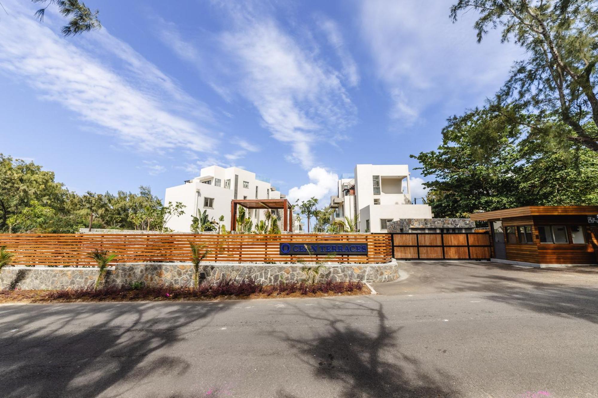 Ocean Terraces Apt A1 - Your Beachfront Bliss - Brand New Poste Lafayette 外观 照片
